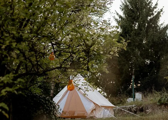 Campo de lujo Voodoo Glamping *